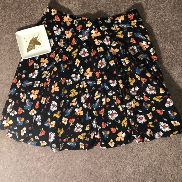 Pins & Needles Dresses & Skirts - Urban Outfitters | Pins and Needles | Floral Skirt